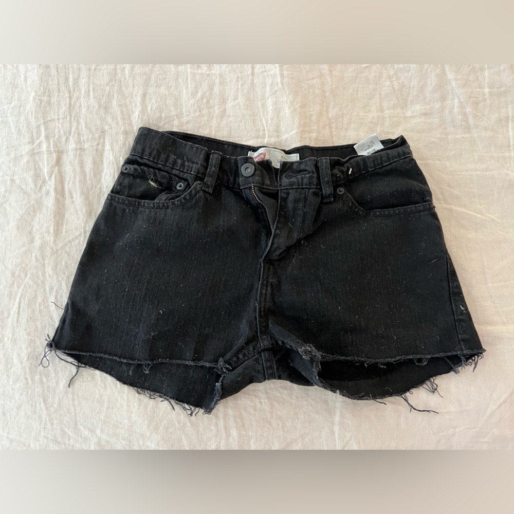 Black Levi 511 cutoff shorts